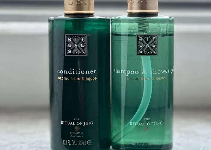 Апартаменти Central Apartment *