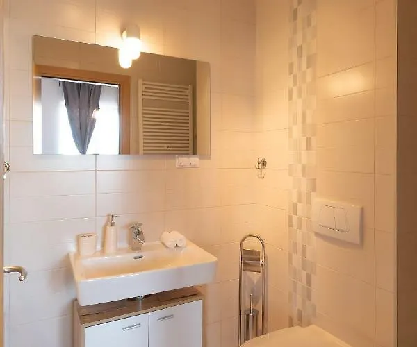 Central Apartment Apartment Bukarest