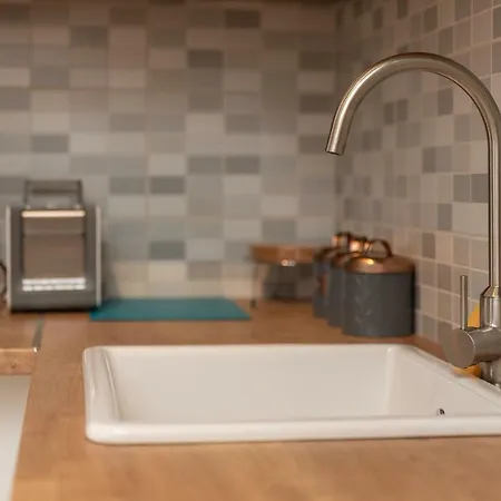 Central Apartment דירה