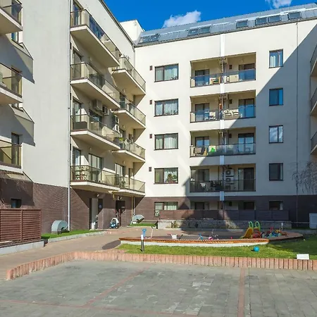 Central Apartment דירה *